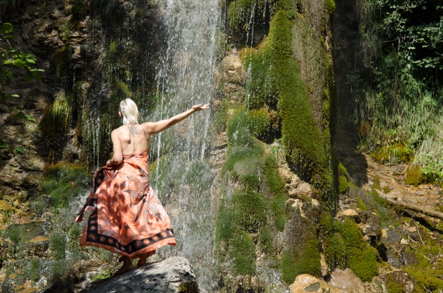 Erleben Wasserfall Frau